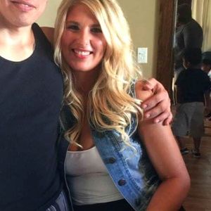 Meet your Posher, Brittney